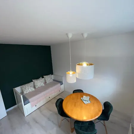 Apartment Zen - Przytulne Mieszkanie. Mieroszow, Sokolowsko, 2 Km Do Czech.