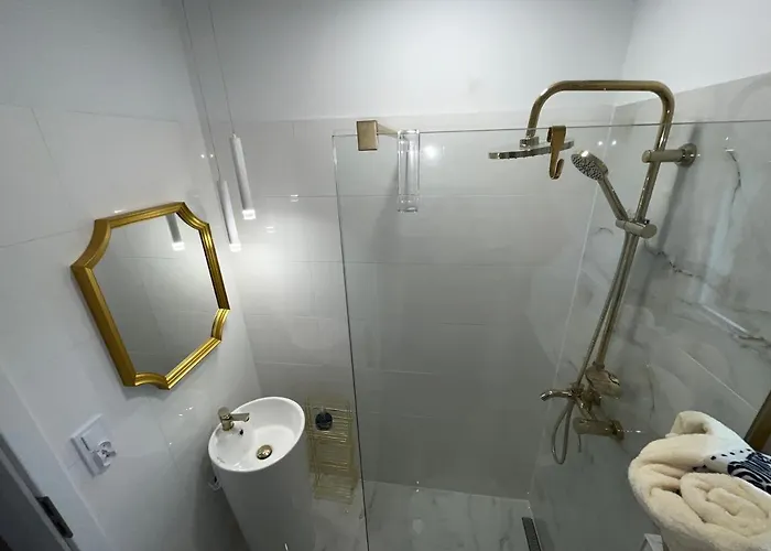 Zen - Przytulne Mieszkanie. Mieroszow, Sokolowsko, 2 Km Do Czech. 아파트 *