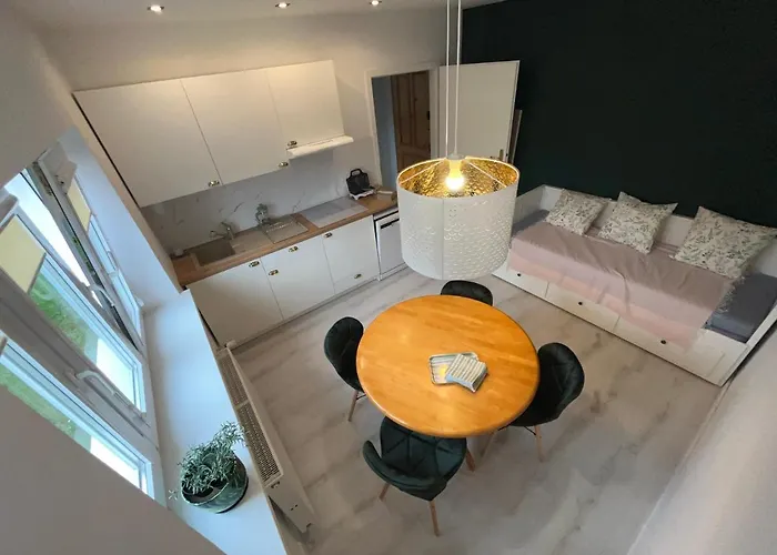 Apartment Zen - Przytulne Mieszkanie. Mieroszow, Sokolowsko, 2 Km Do Czech.