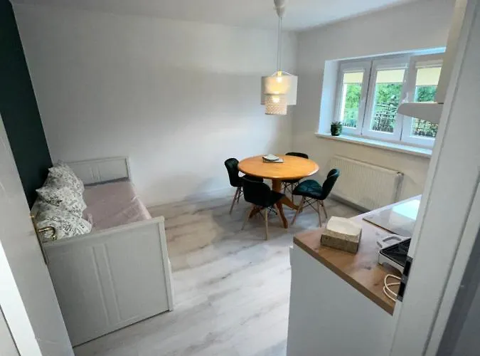 Zen - Przytulne Mieszkanie. Mieroszow, Sokolowsko, 2 Km Do Czech. *